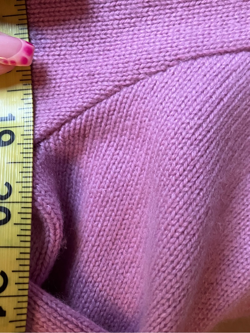 St. John Cashmere Set, Fur Trim Zip Cardigan and Drawstring Pants, Lavender - Picture 5 of 10